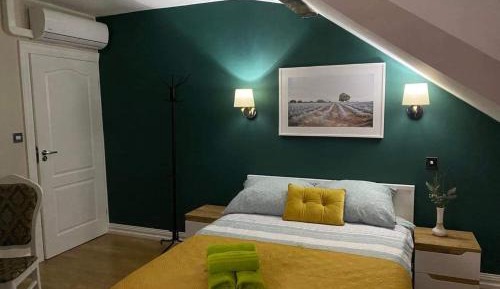 Large Double Room
