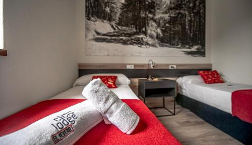 Suite with Mountain View