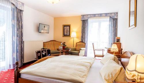 Double Room with Mountain View