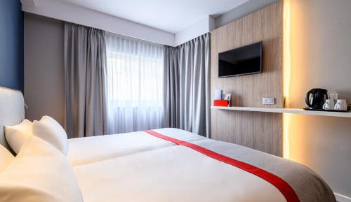 Standard Room with Free Breakfast