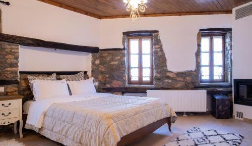 King Room with Spa Bath