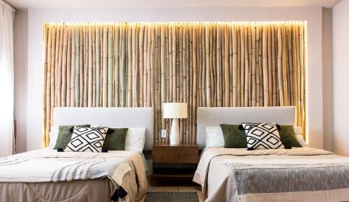 Quadruple Room with Shared Bathroom