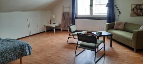 Apartment with Lake View