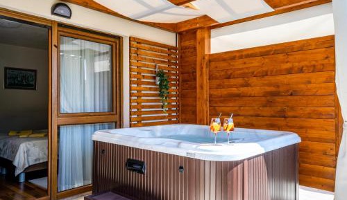 Double Room with Private Jacuzzi Patio