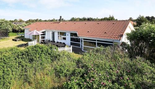 Four-Bedroom Holiday Home