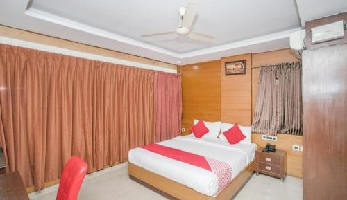 Deluxe Double Room (2 Adults + 1 Child)
