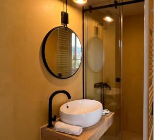 Deluxe Double Room with Extra Bed