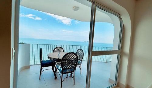 Apartment with Sea View