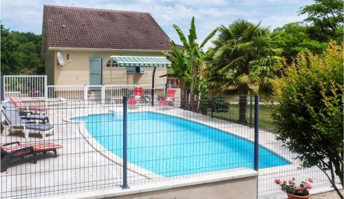 Three-Bedroom Holiday Home 