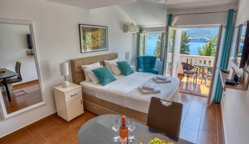 Studio with Sea View