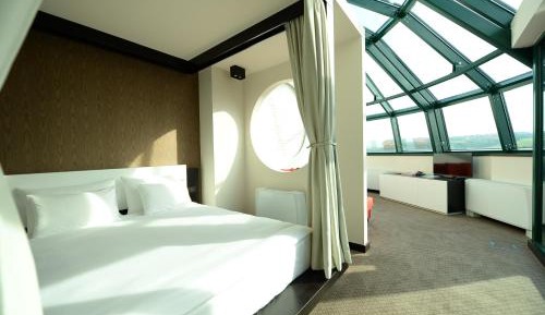 Suite with Terrace and Hot Tub