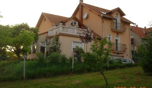 Apartment (2 Adults)