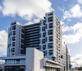 One-Bedroom Apartment with Sea View and Parking Space