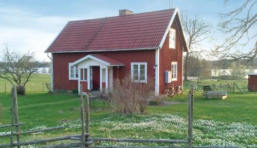 Two-Bedroom Holiday Home