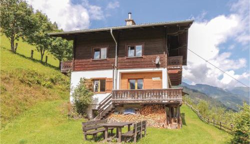 Four-Bedroom Holiday Home