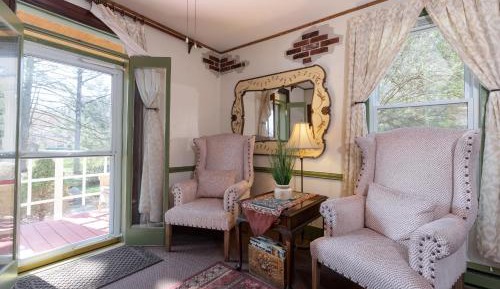 The Saratoga Room