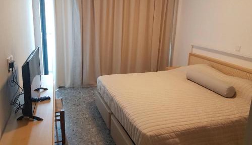 Double or Twin Room with Sea View