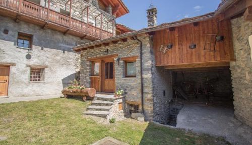 One-Bedroom House