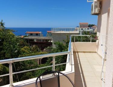 Deluxe Double Room with Balcony and Sea View