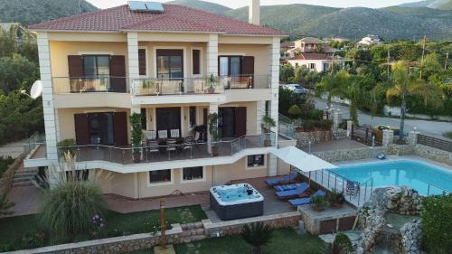 Deluxe Villa
