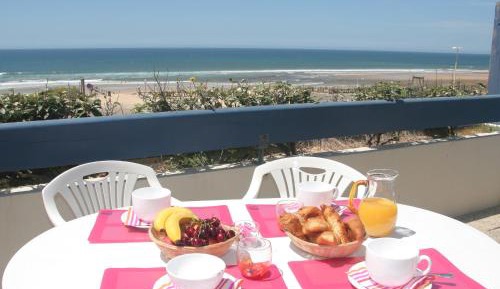 One-Bedroom Apartment (4 Adults)