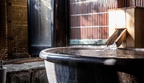 Standard Double Room with Tatami Area with Semi Open-Air Bath (29㎡)