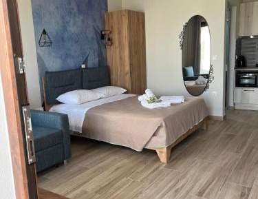 Triple Room with Balcony