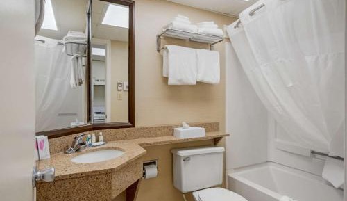Efficiency Queen Suite with Two Queen Beds - Non-Smoking