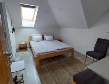 Apartment with Garden View