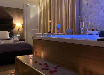 Suite Lovely