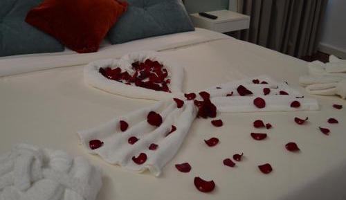 Double or Twin Room with Romantic Package