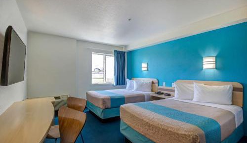 Quadruple Room - Non-Smoking