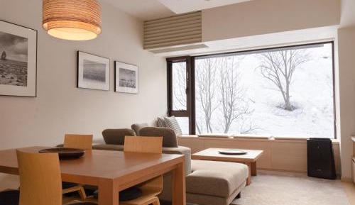Deluxe One-Bedroom Apartment - Resort Side