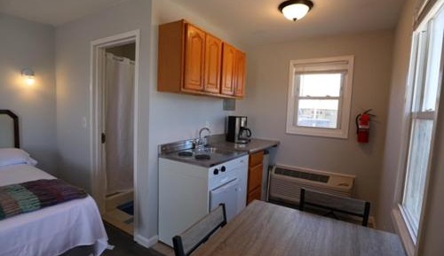 Single Room with Private Bathroom