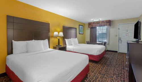 Queen Room with Two Queen Beds