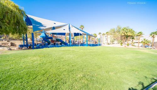 Two Bedroom Apartment with Garden  