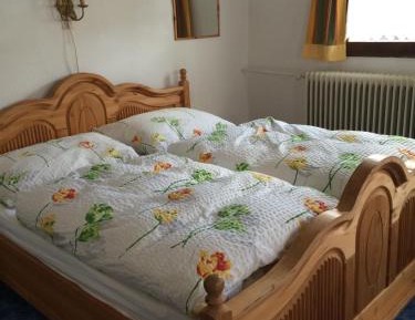 Double Room with Shower and Shared Toilet