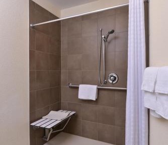 Queen Room - Disability Access Tub/ Non-Smoking