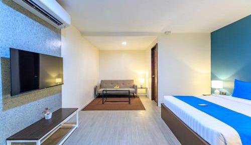 Deluxe Suite