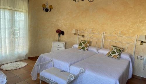 Superior Twin Room with Garden View