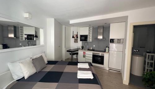 Studio Apartment