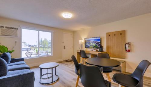 Studio with Lake View