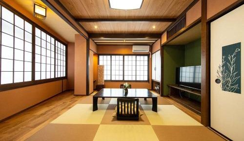 Japanese-Style Room