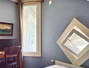 Twin Room with Shared Bathroom