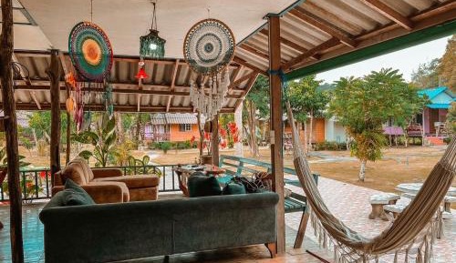 One-Bedroom Bungalow