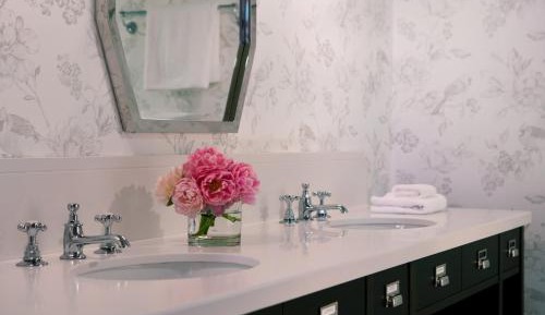 Studio Suite with Two Queen Beds