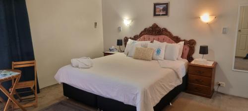 Deluxe King Suite