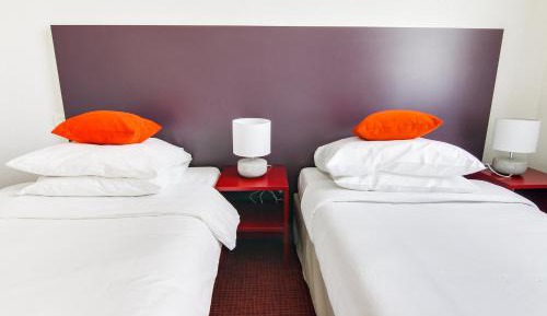 Twin Room (1-2 Adults)