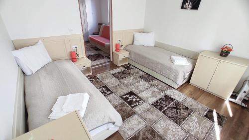 Standard Twin Room with Sofa