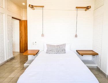 Apartment with Pool View 